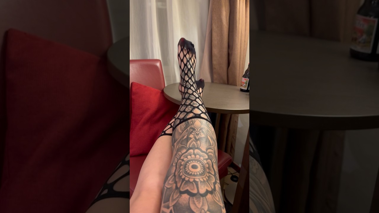 Nylon Fishnet Sock Play POV | Watch The Toes Escape | Miss Blubelle Sole Teaser
