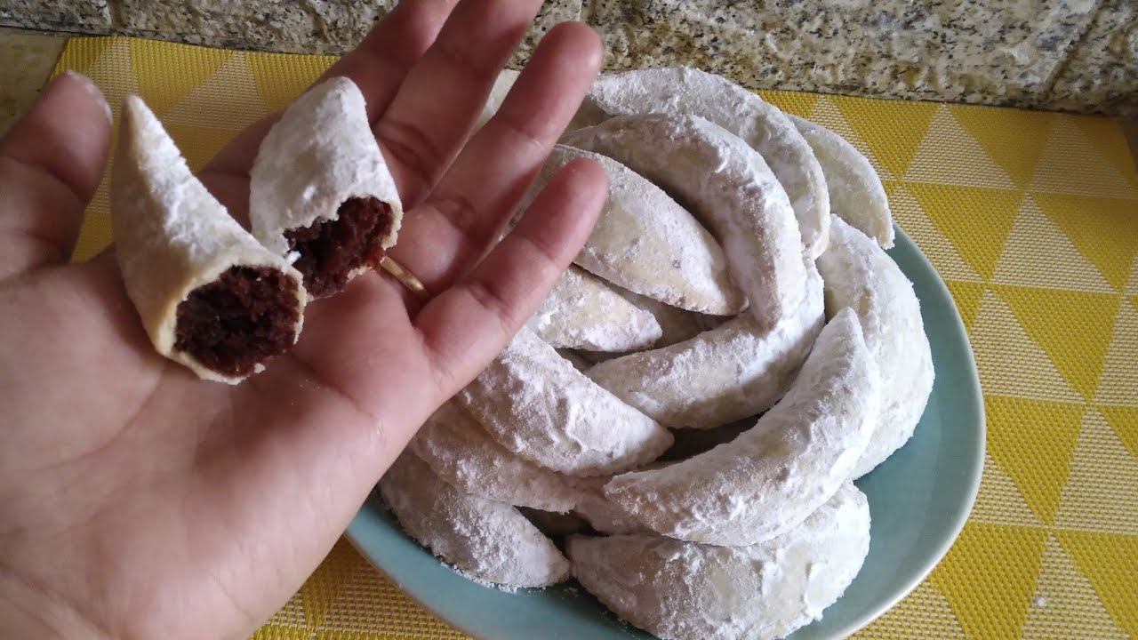 ما يمكنش ما تصدقش ليك بلا بيض بلا خميرة حضري حلوة التمر التقليدية الشهيرة/ حلويات العيد 2025