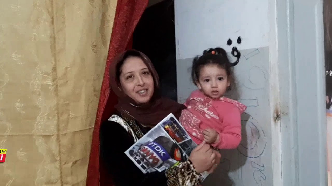 صرخات ل18 عائلة بحي 411 بولاية عين تموشنت 05~01~2021