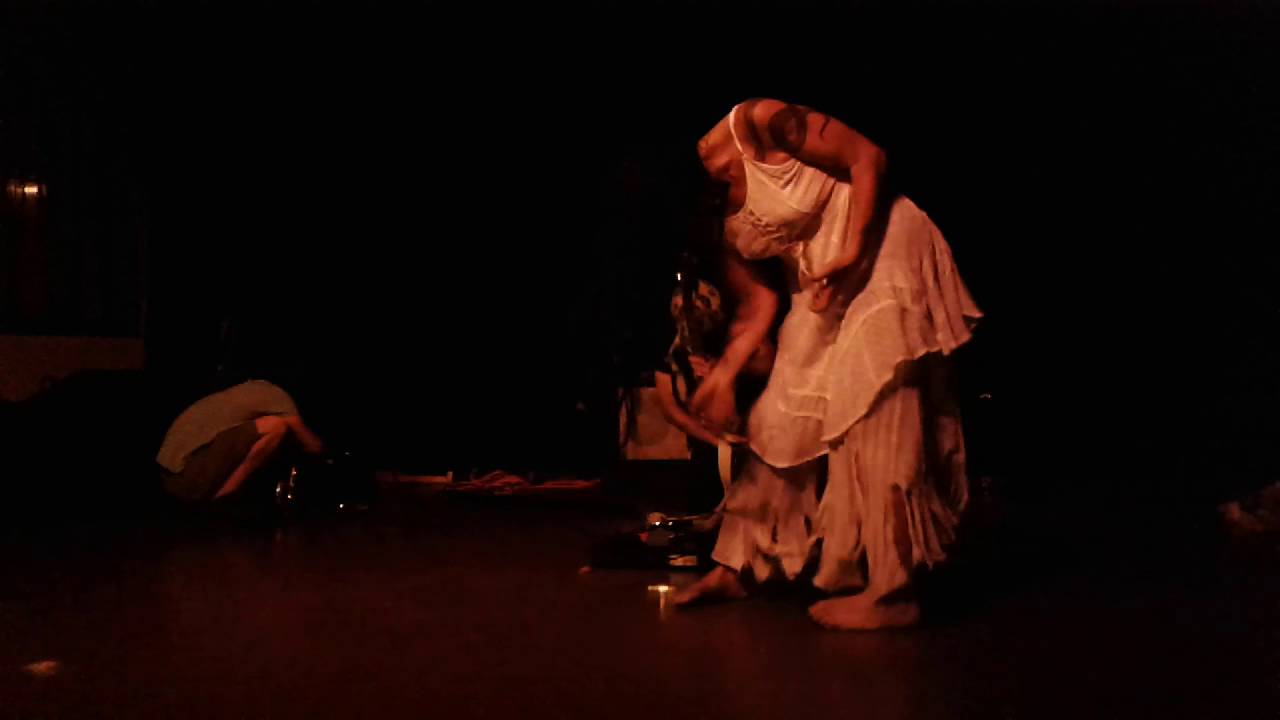 uneasy chairs, adam levitt, vanessa skantze part 1