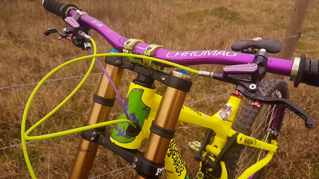 Daily Urban FreeRide Commencal V3