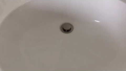 How to make your popsocket sticky again!