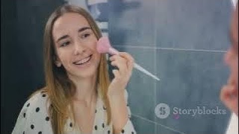 5 Quick Camera Ready Tips to Look Your Best on Zoom