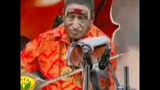 Kunnakudi Vaidyanathan - shaNmukhapriya -muthai tharu bhakti.mp4