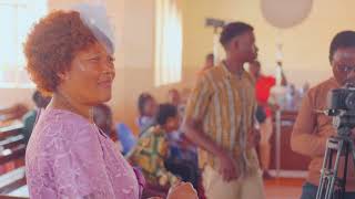 MNKHUMBU PRAISE TEAM - LEMAKEZA YEHOVA FT FAVOURED MARTHA (LIVE AT LEX AND TAMA WEDDING)