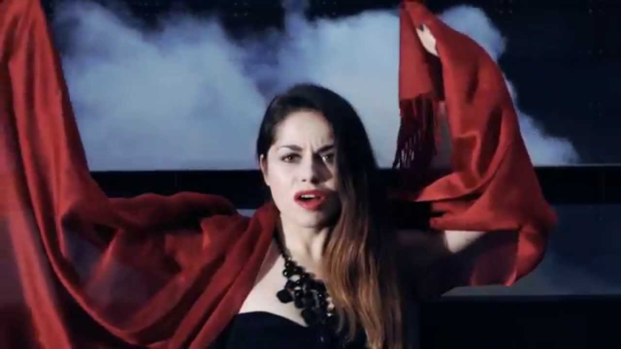 Tau - BHO (gościnnie: Bezczel, Klaudia Duda)