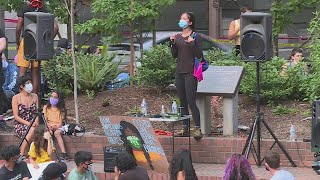 Hundreds participate in 'Abolish ICE' rally in Portland