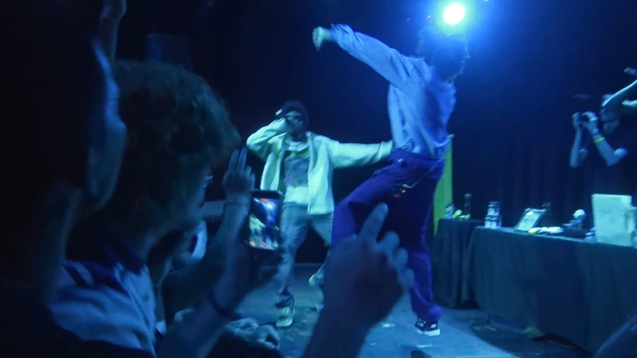 Redveil - Run it Back (feat. D'mari Harris)