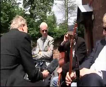 Peter Marshall meets the reformed Quarrymen (BBC)