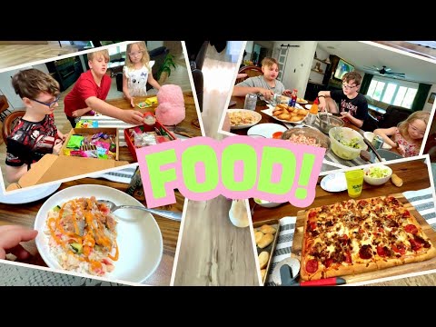 It’s All About The Food! What We Eat in a Week + Mystery Food Boxes (Japan Snacks & More!)