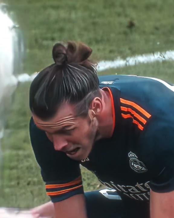 How Ronaldo helped Gareth Bale 🤣🫡