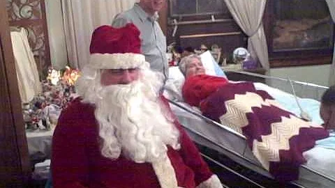 Dec 25 2008 - Santa1