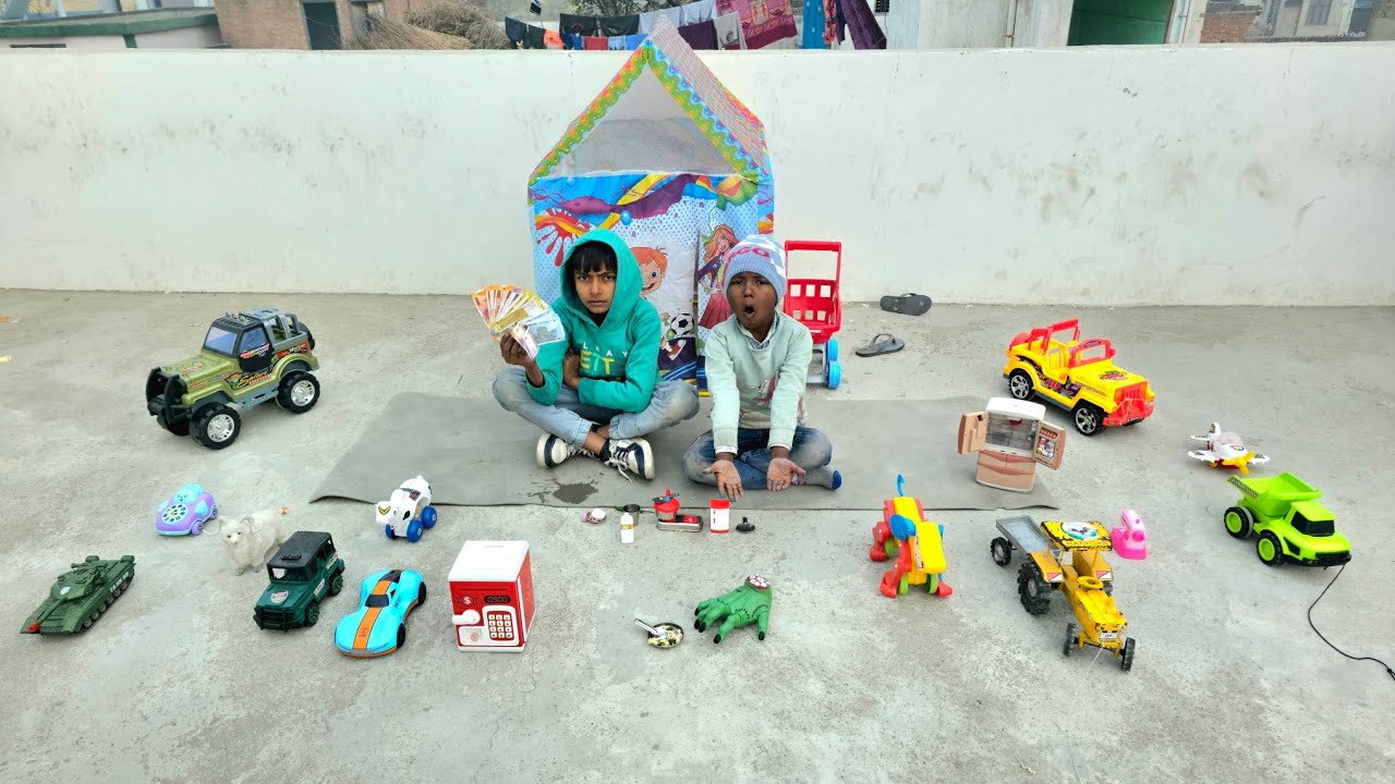 शैतानी हाथ ने खाई कालू के घर मैगी 🍜