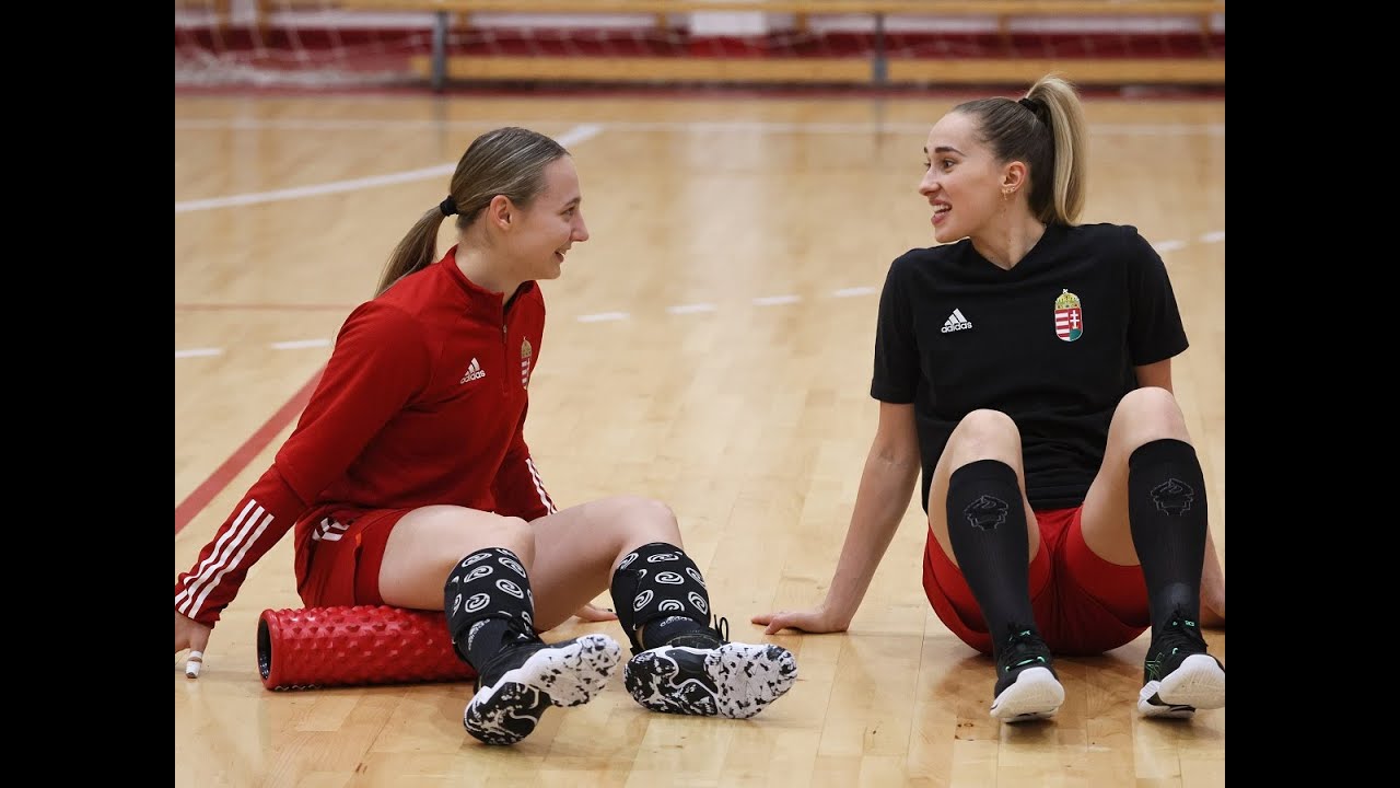 „Sok fiatal segített már világversenyen” – Simon újoncként robbanna be a női kézi vb-n