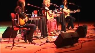 Waiting For The Light To Turn Green -  Gretchen Peters, Suzy Bogguss & Matraca Berg chords