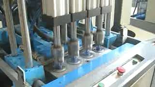 Máquina para fabricar botellas de 4 cavidades semiautomática
