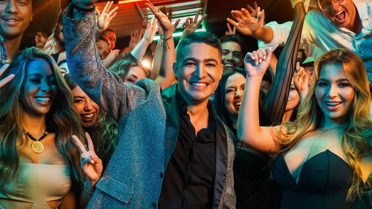 Julian Daza - DE FONDA DE FARRA (Musica Pa Beber)