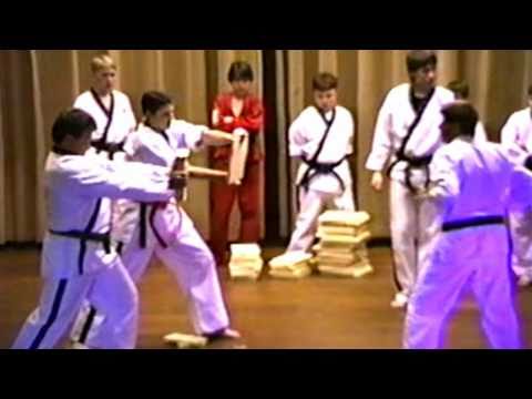 Ray Rice Martial Arts St. Judes Fundraiser Dodatio...