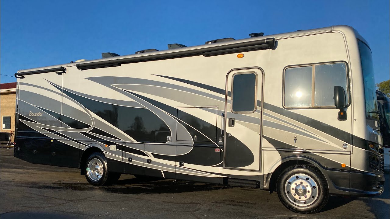 1 selling Class A motorhome of all time!! (For sale) 2020 Fleetwood