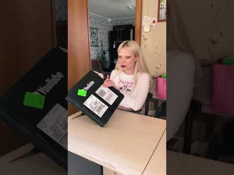 Распаковка серебряной кнопки от ютуба! Наконец-то дошла???????????? suramura