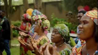 Tambika ku boko live worship by Joëlle nkulu ministries et gatrof 