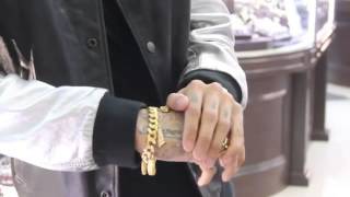 Famous Rapper Tyga Buying Jewels at Rafaello and Company
