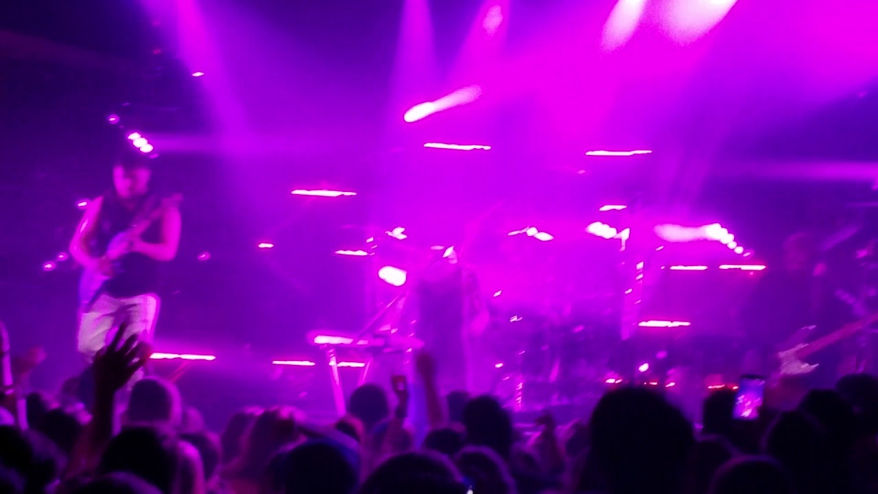 Walk The Moon | Anna Sun - YouTube