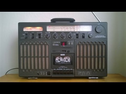 Crown RX-9800 briefcase boombox from the 80s, sold only in Japan