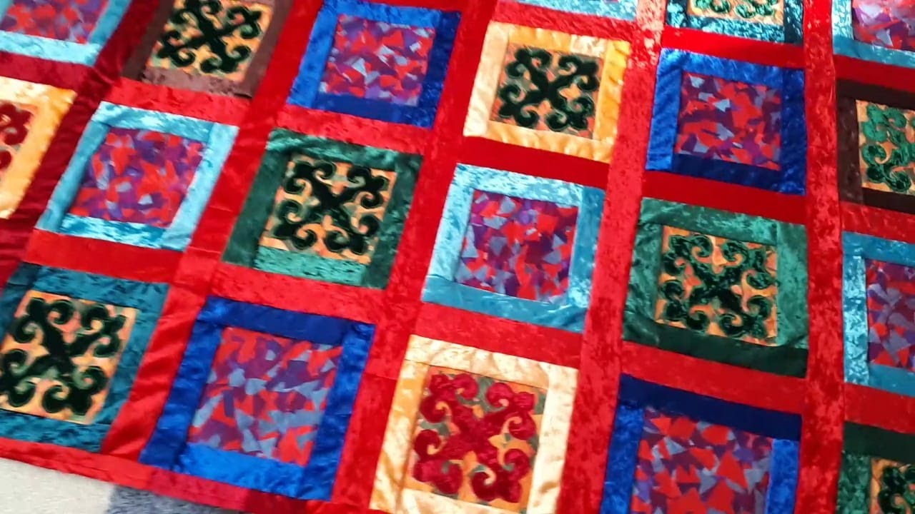 Лоскутное покрывало в технике ПИЦЦА с орнаментом