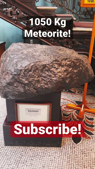 1050 Kg Spectacular Meteorite! ☄️ #shorts #minerals #rocks #meteorites