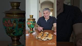 Сочинская пахлава с безе, с грецкими орехами и изюмом. Хороший десерт для домашнего чаепития 🫖 ☕️.