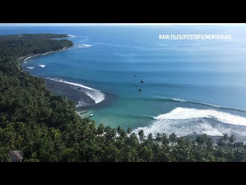 Josh Kerr drawing lines at Pitstops (and many others) - Mentawais - RAWFILES JULY/2023