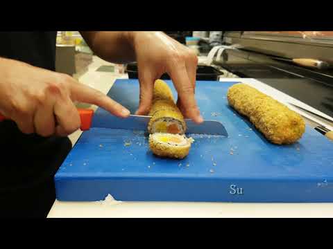 How to Make Deep Fried Sushi Roll II Hot Filadelfia II Crispy Tempura Recipe II Sushi Fritto