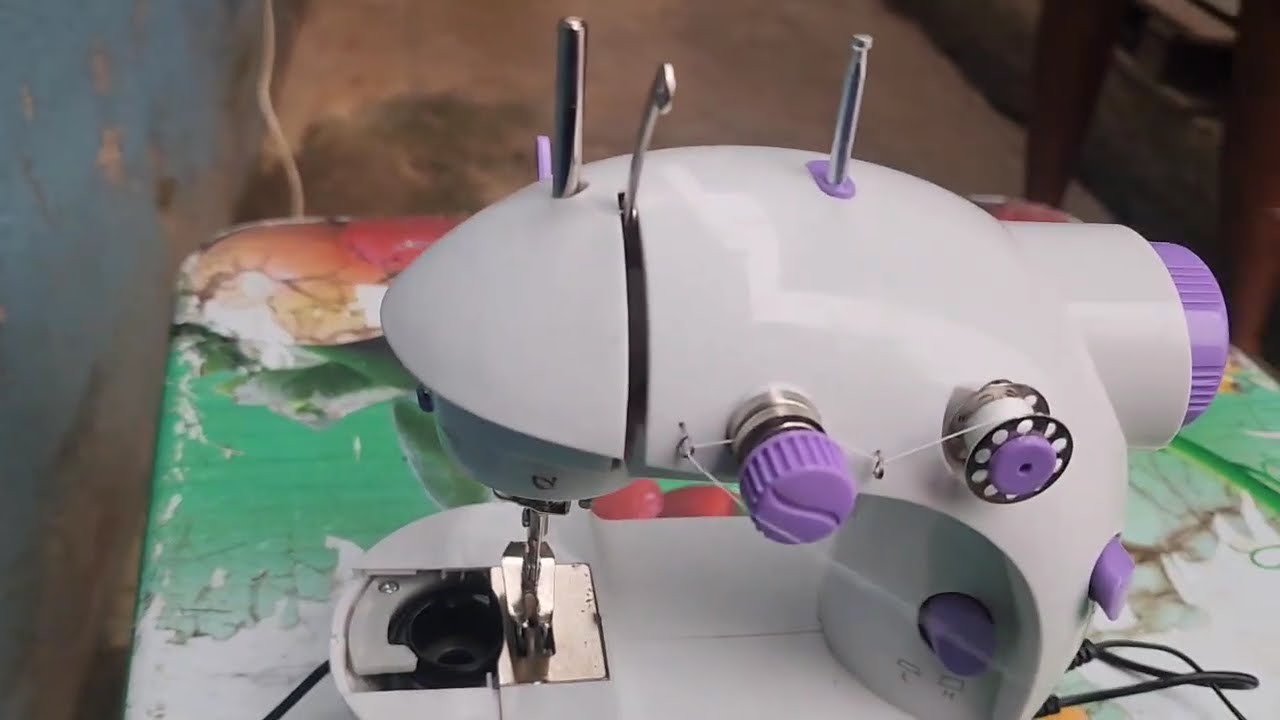 New mini sewing machine 