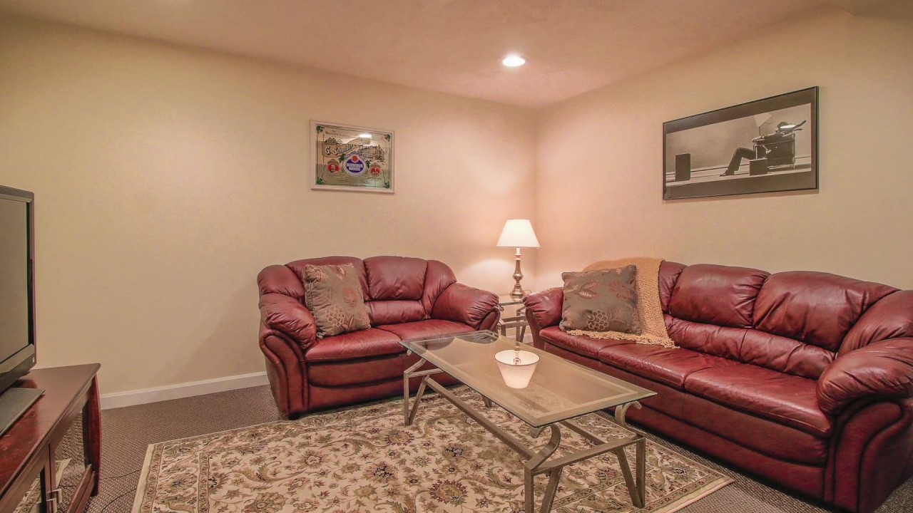 76 Palomino Dr. Franklin, MA By Lorraine Kuney of RE/MAX 508.380.9938