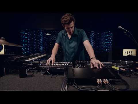 The xx - On Hold (Live on KEXP)