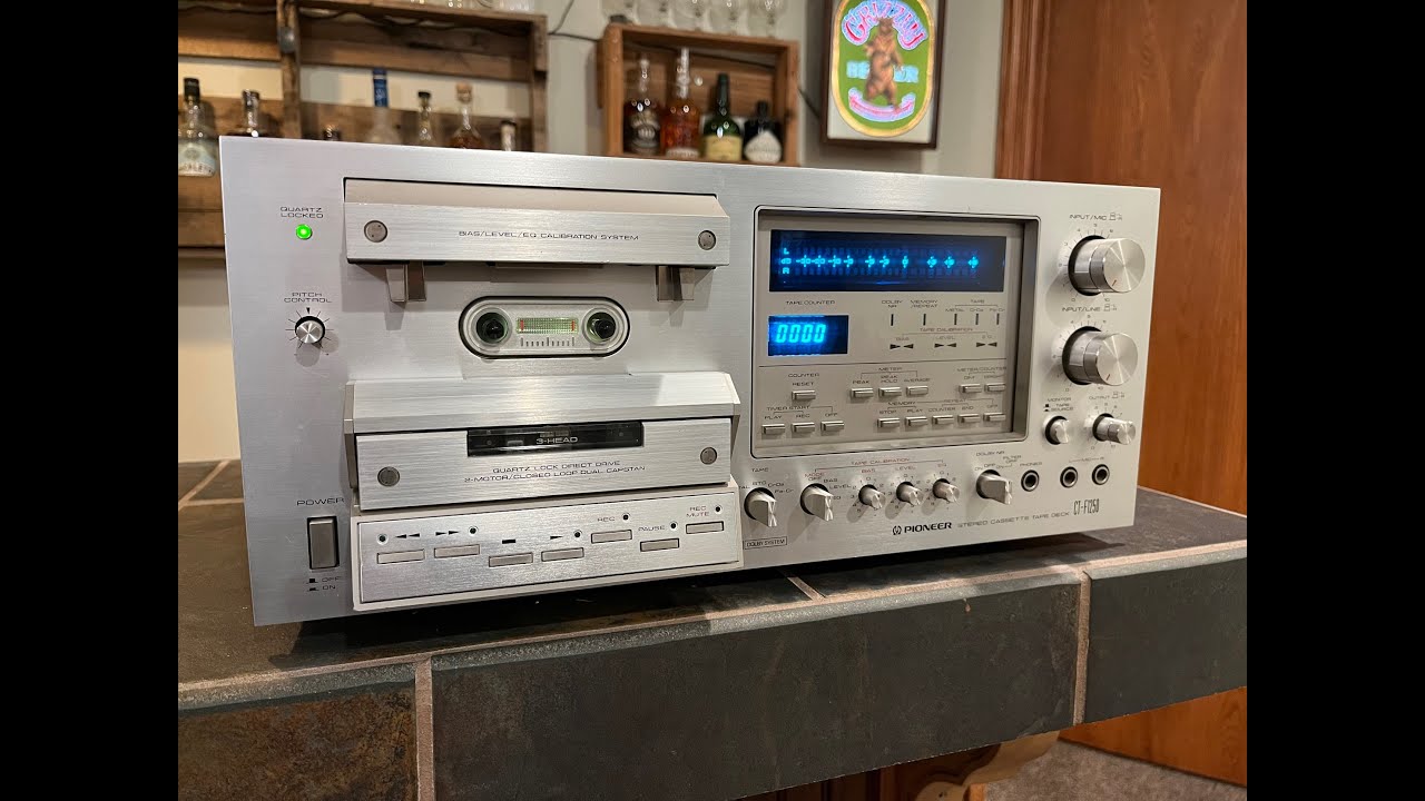 Vintage Cassette Deck Review - 1979 Pioneer CT-F1250 - YouTube