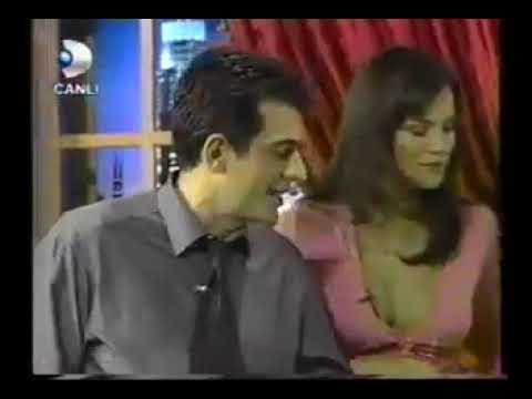 Cem Yılmaz ve Ebru Şallı Zaga'da. 1999