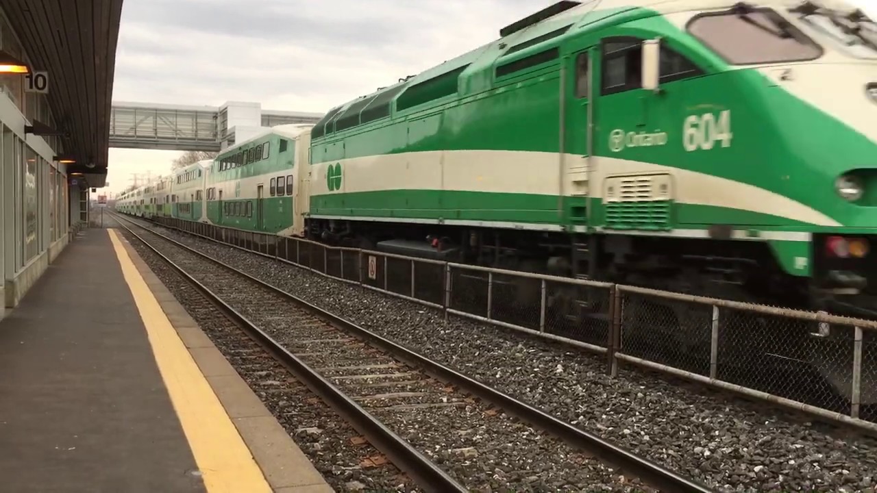 camera iphone 8 plus apk Go Train 604 Burlington go station