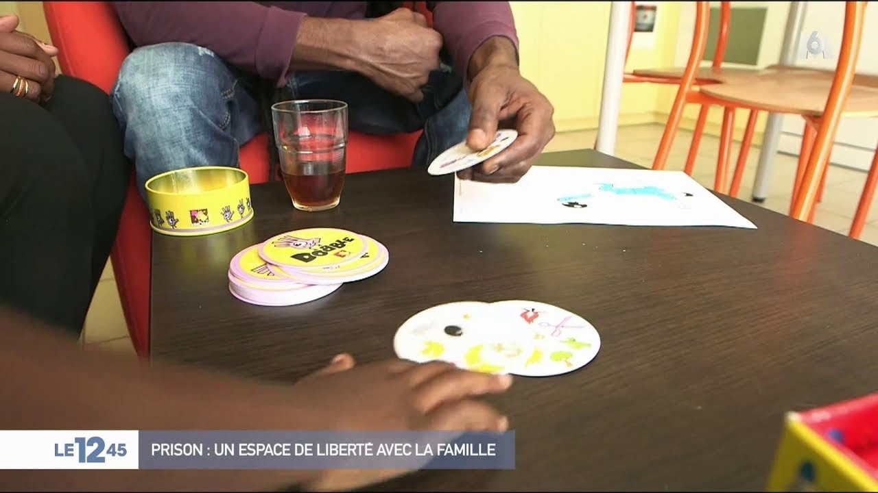 Unité De Vie Familiale 22 Lamour à Lépreuve De La Prison - 