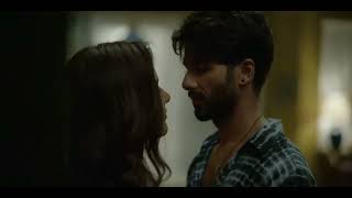 Rashi Khanna Kiss Shahid Kapoor 🥵