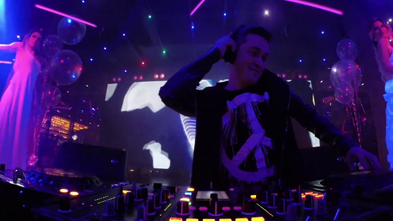 Burzhuy @ D.Fleur, Kyiv, 15.12.2017