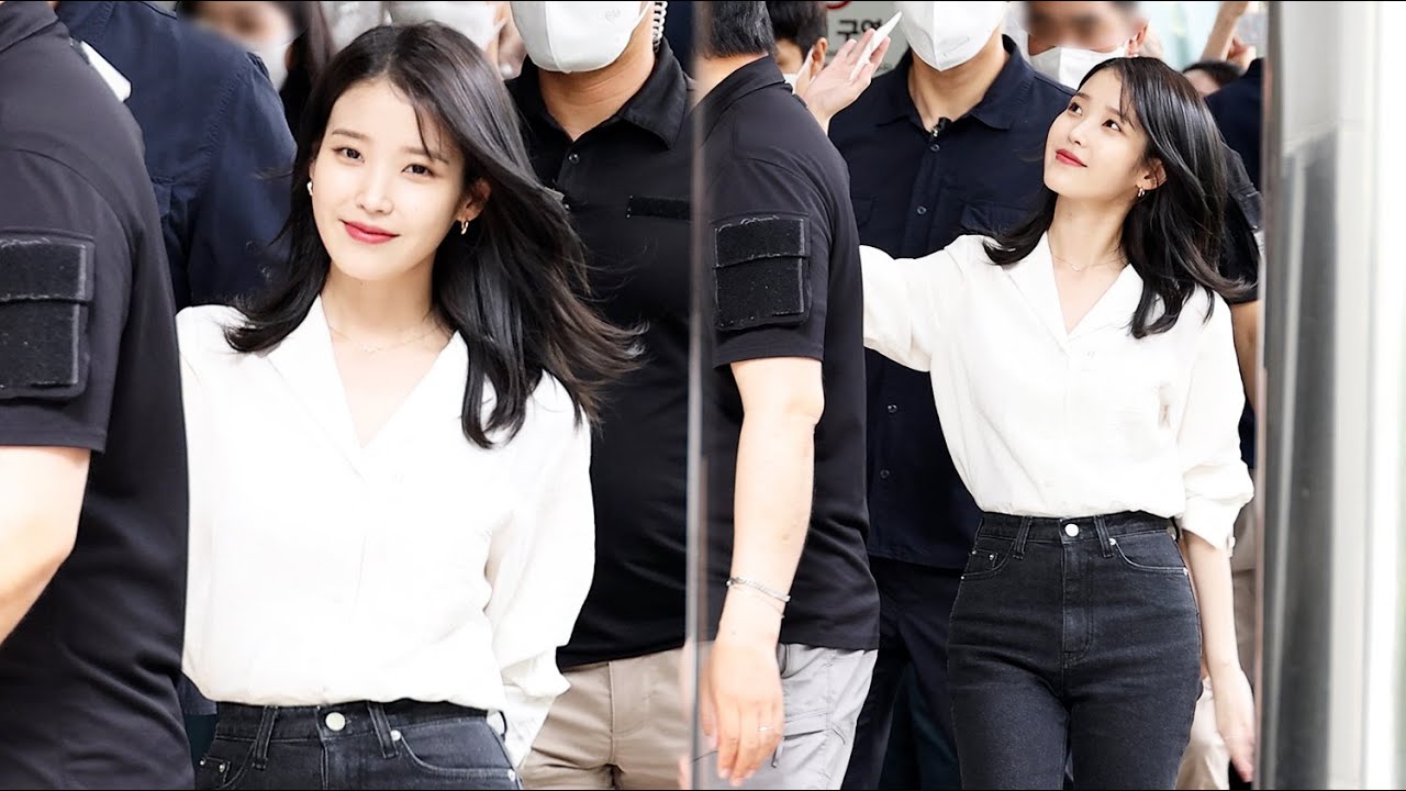 220612 아이유(IU) 브로커 무대인사 퇴근해소영 [CGV영등포] 4K 직캠