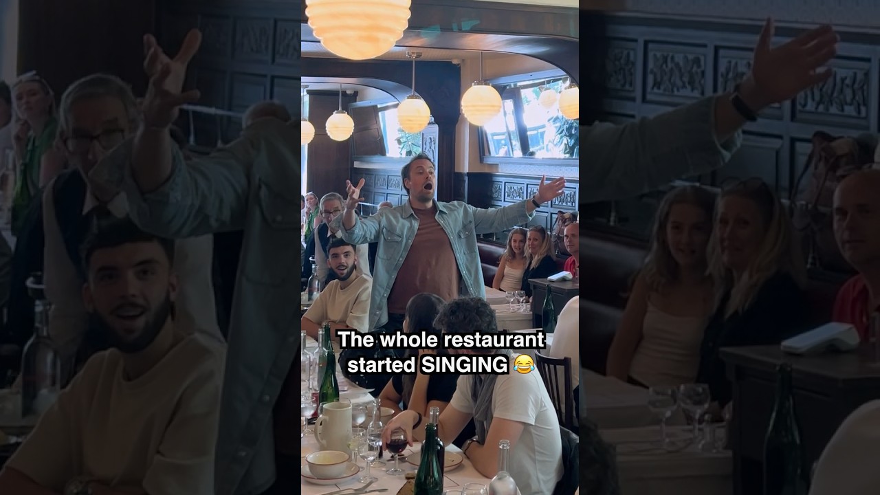 La Bohème! The whole restaurant started singing, AMAZING French Song Performance in Paris 😍