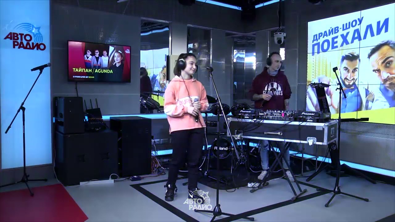 Луна не знает пути - YouTube