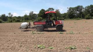 UTV Hitchworks - Kubota RTV 900 with the Farmboy 3-point hitch carrying a 600lb sprayer