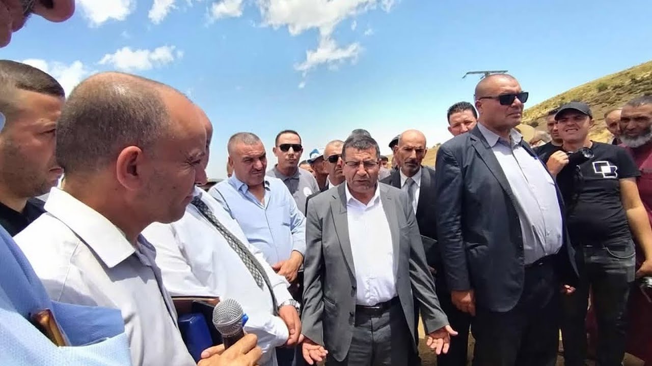  🔴 والي ولاية خنشلة في خرجة ميدانية لتفقد مشاريع تنموية بمختلف بلديات دائرة الحامة.