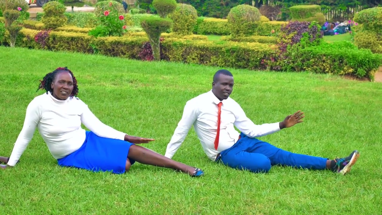 MUNGU BABA BY VICTORY VOICES KAHOYA CHOIR 