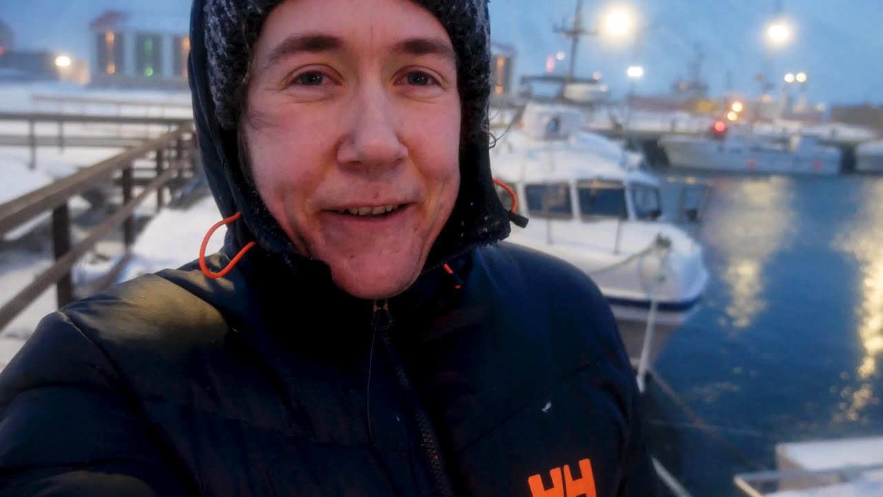 Surviving the Winter Living on a Boat | Snow Storm Prep