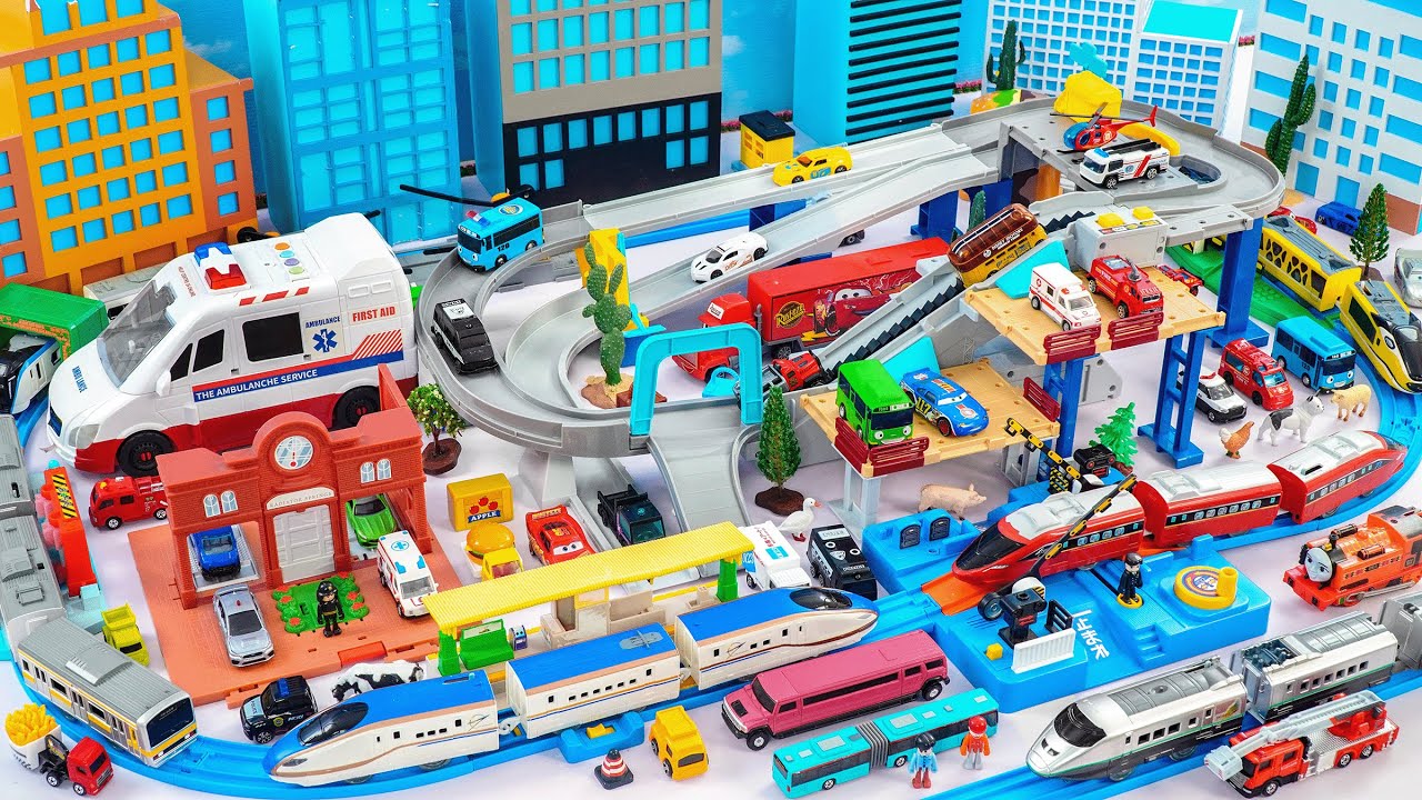 シンカンセン プラレール トミカタウン ☆ 2階建てハイウェイアクション＆ポリスステーションの建設